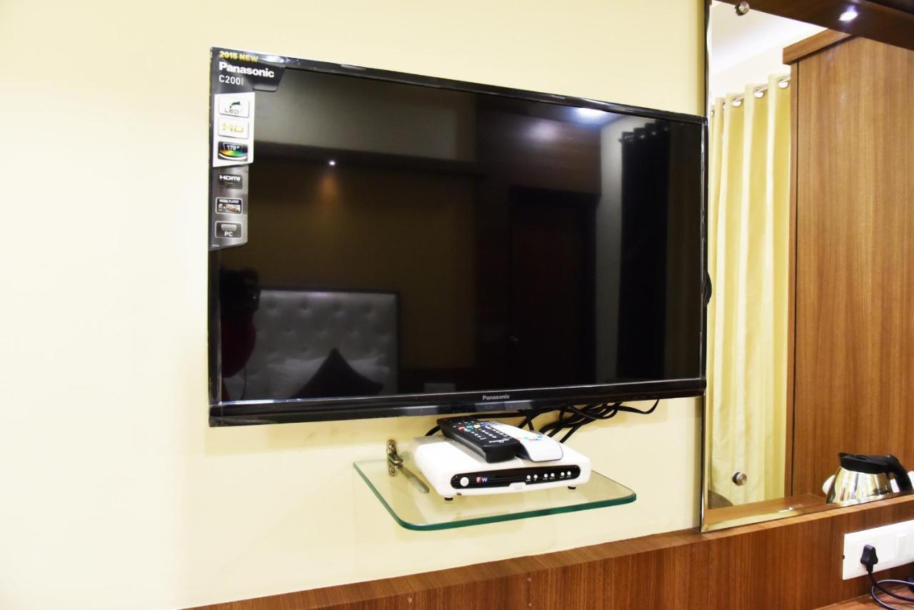Hotel Amritsar International 2 Min Walk From Amritsar Bus Stand Bagian luar foto