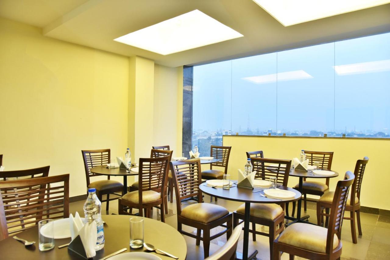Hotel Amritsar International 2 Min Walk From Amritsar Bus Stand Bagian luar foto