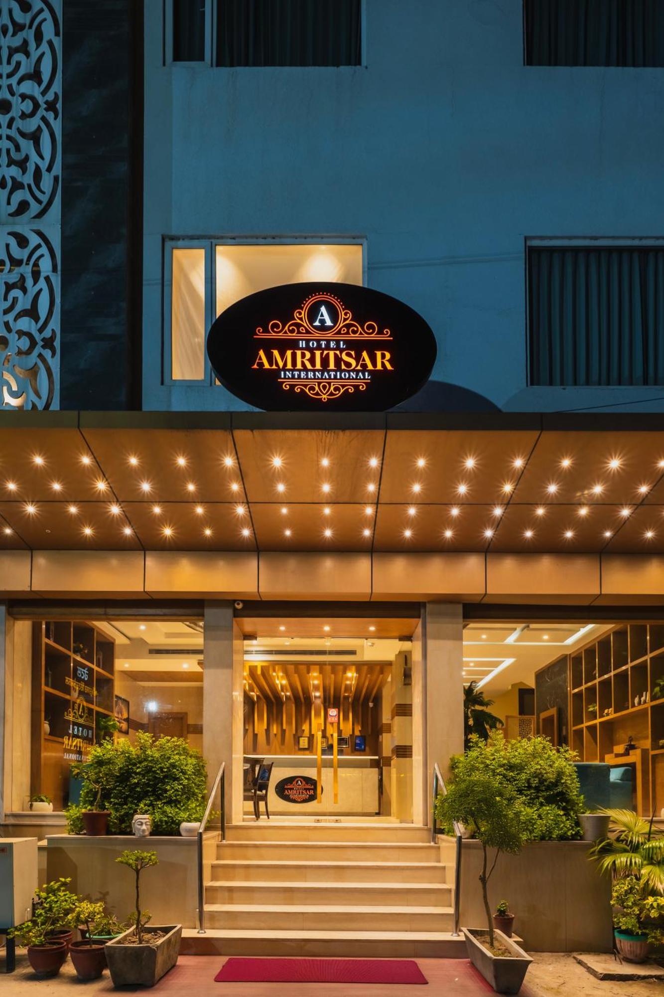 Hotel Amritsar International 2 Min Walk From Amritsar Bus Stand Bagian luar foto