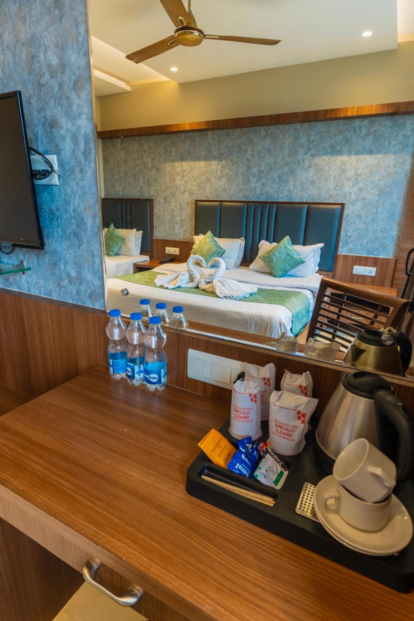 Hotel Amritsar International 2 Min Walk From Amritsar Bus Stand Bagian luar foto